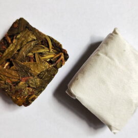 Бай Ча Лун Цзин, китайський зелений чай (№900)
