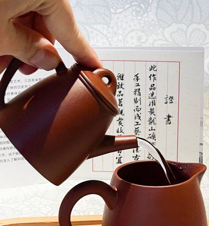 Чайник из исинской глины формы Ши Пяо, красный «Каменный ковш»  - фото 9