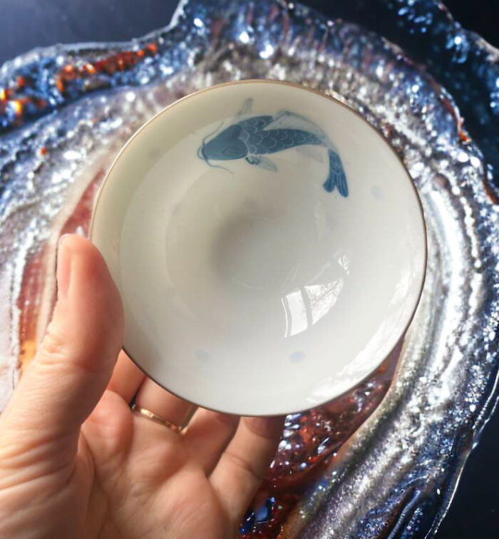 Чашка цзиньдэчженьский фарфор «Рыбка в пруду»  - фото 2