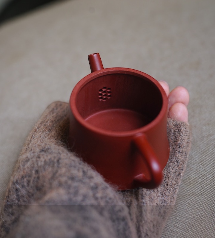 Чайник із ісинської глини «Жу Ні» 80 мл - фото 3 Чайник із ісинської глини «Жу Ні» 80 мл - фото 3